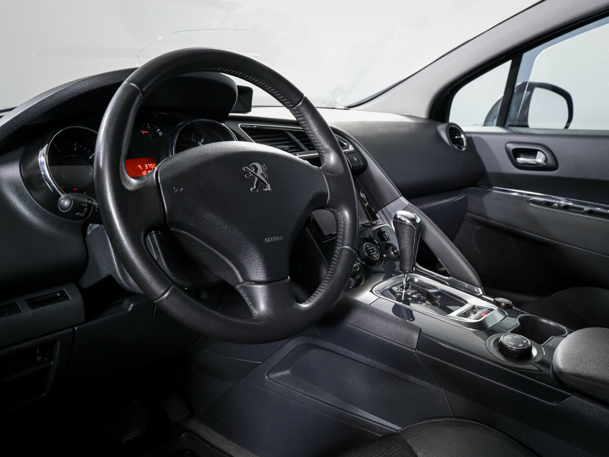 Peugeot 3008 I Рестайлинг, 2016 Фото №12