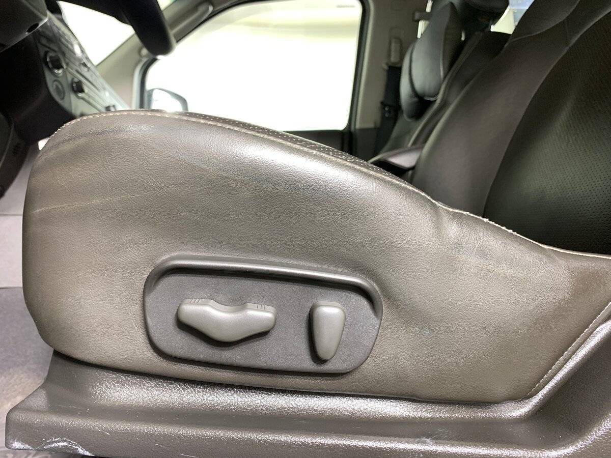 Nissan Pathfinder, 2012 Фото №16