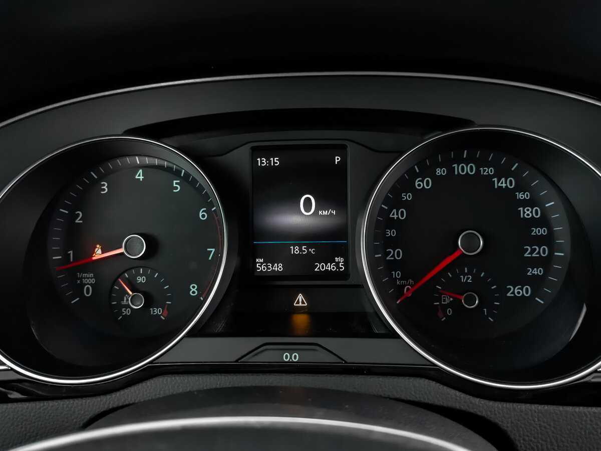 Volkswagen Passat, 2019 Фото №16