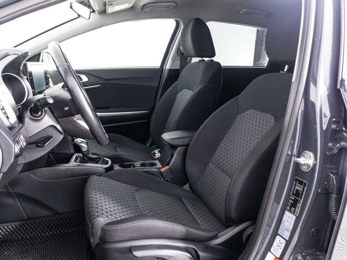 Kia Ceed, 2022 Фото №15