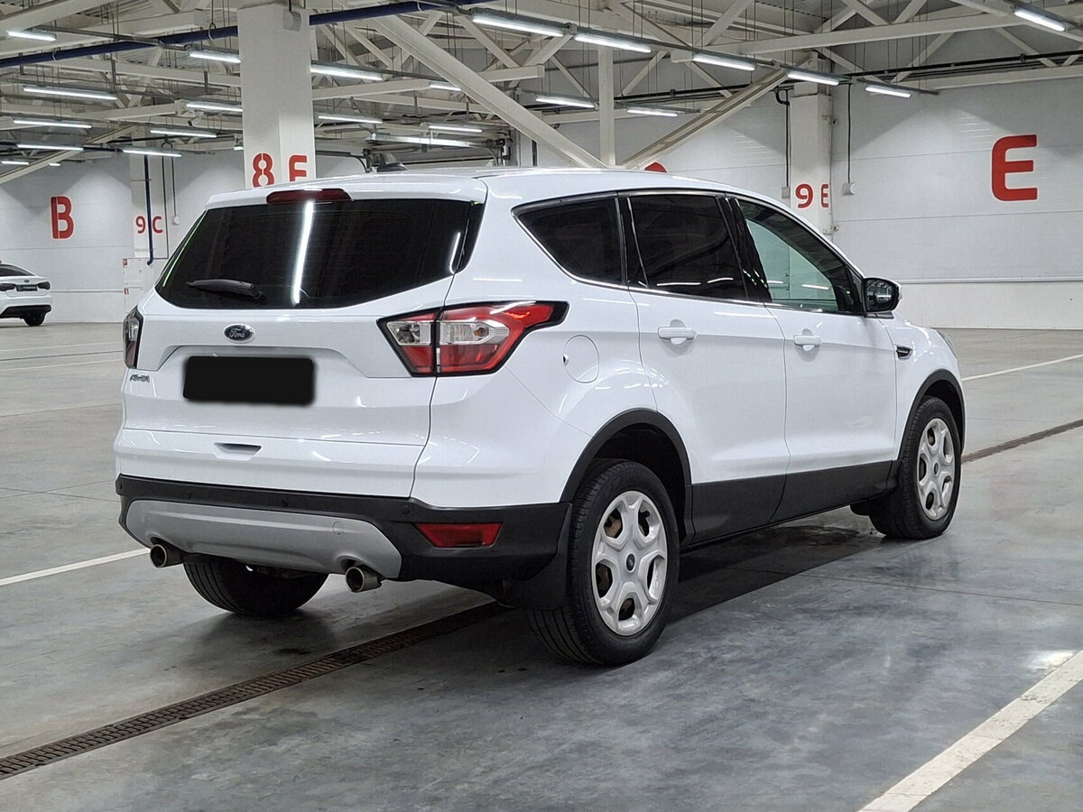 Ford Kuga II Рестайлинг, 2018 Фото №5