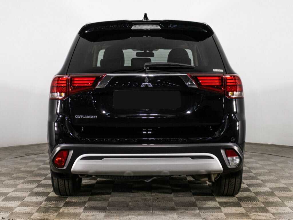 Mitsubishi Outlander, 2021 Фото №6