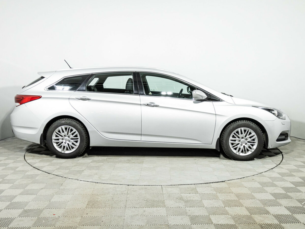 Hyundai i40 I Рестайлинг, 2017 Фото №4
