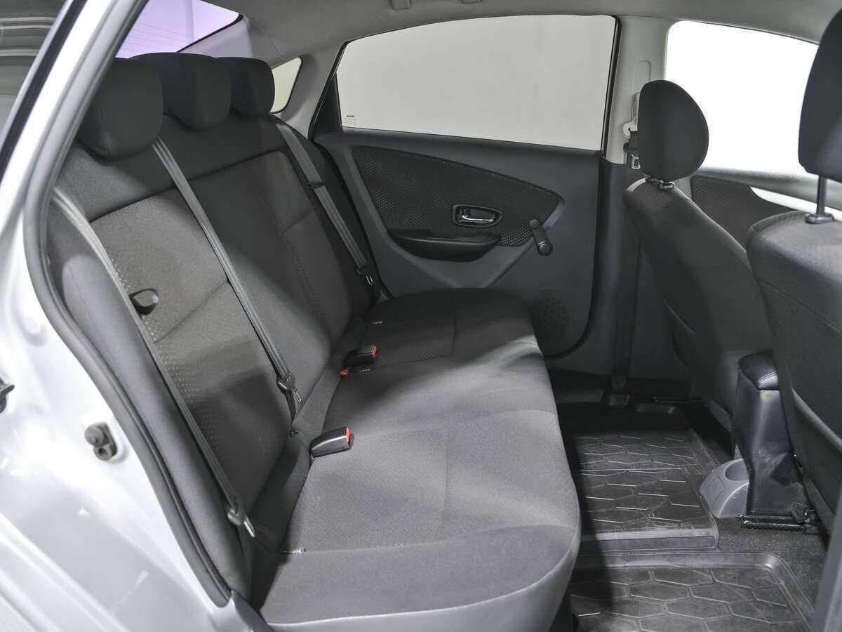 Nissan Almera, 2018 Фото №14