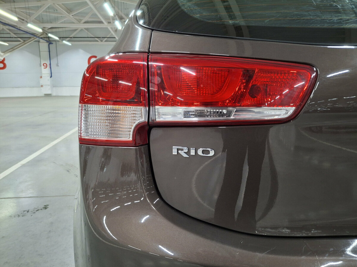 Kia Rio III Рестайлинг, 2017 Фото №9