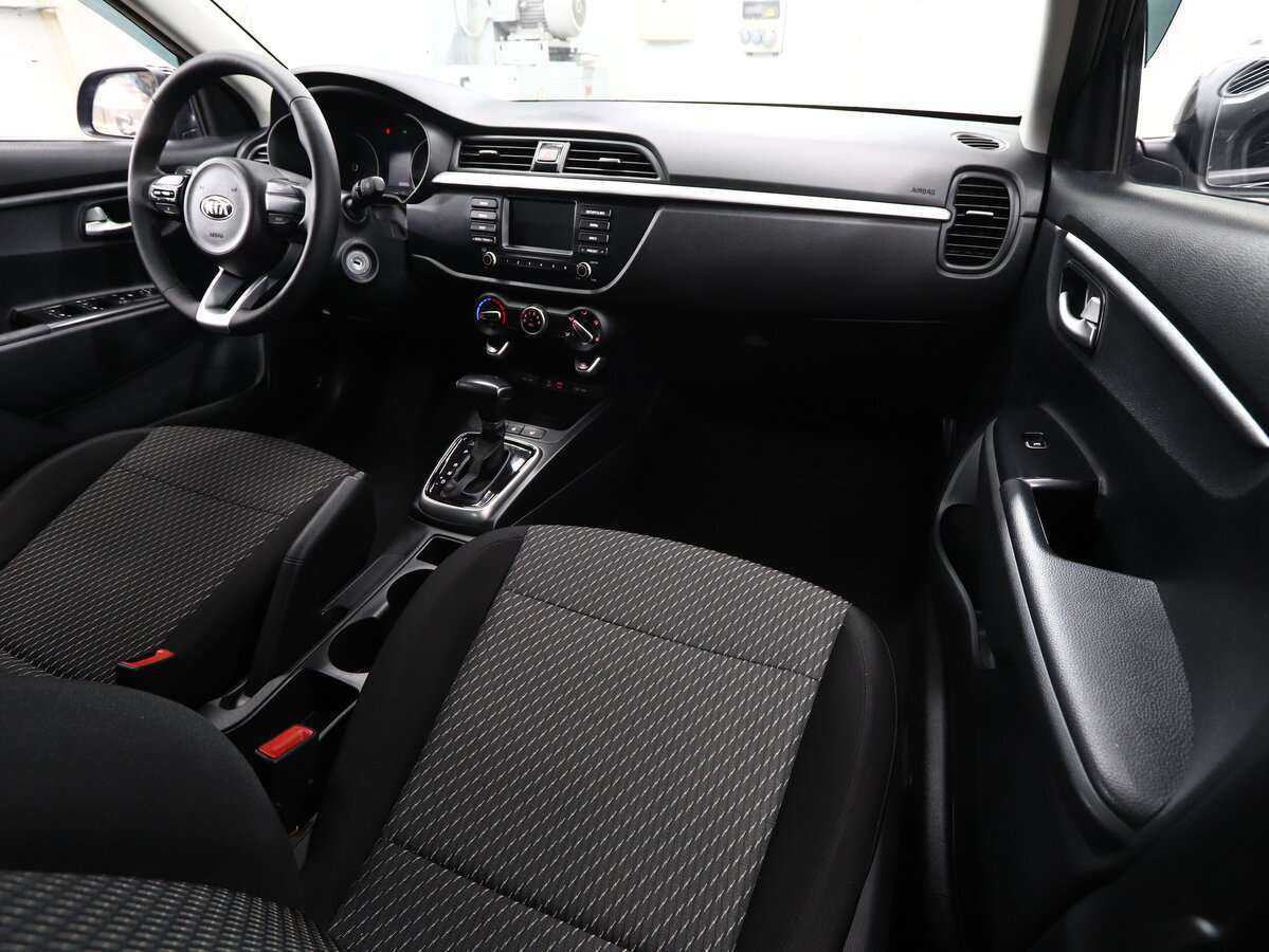 Kia Rio, 2017 Фото №17