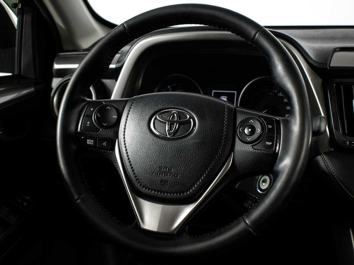 Toyota RAV4, 2016 Фото №12