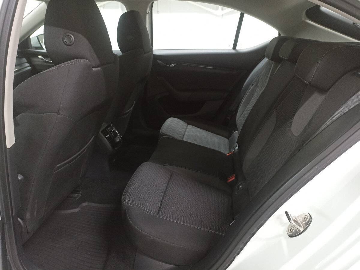 Skoda Octavia, 2021 Фото №12