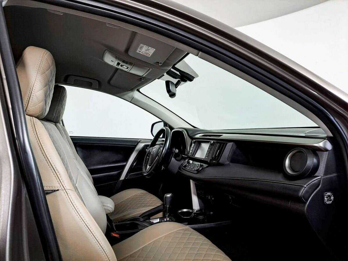 Toyota RAV4, 2019 Фото №10