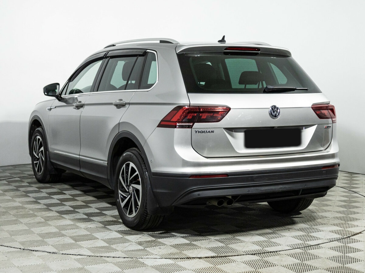 Volkswagen Tiguan II, 2018 Фото №7