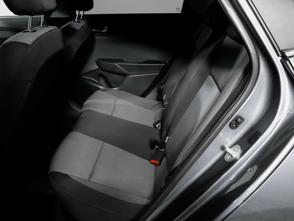 Hyundai Solaris II Рестайлинг, 2021 Фото №8