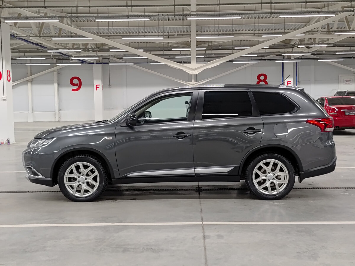 Mitsubishi Outlander III Рестайлинг 2, 2016 Фото №8
