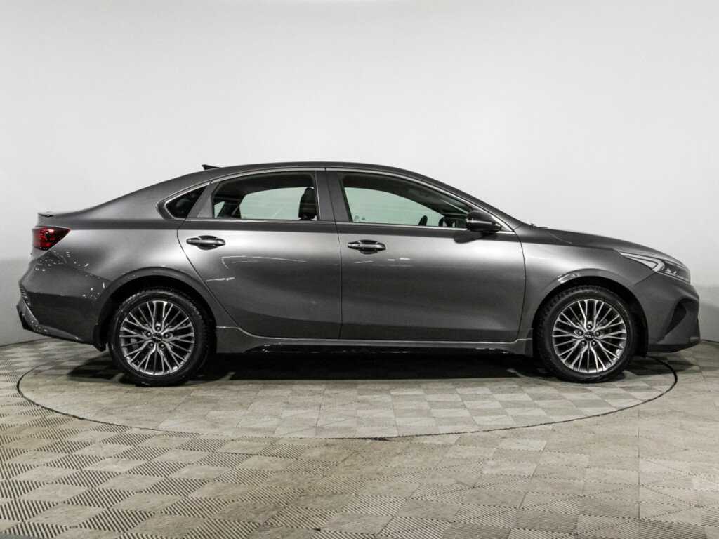 Kia Cerato, 2022 Фото №4