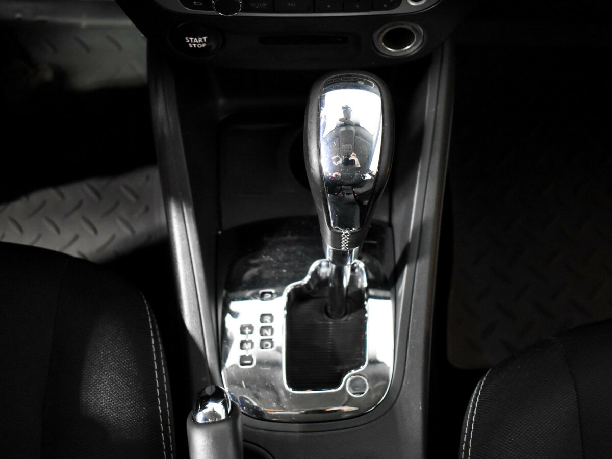 Renault Megane III Рестайлинг, 2013 Фото №10