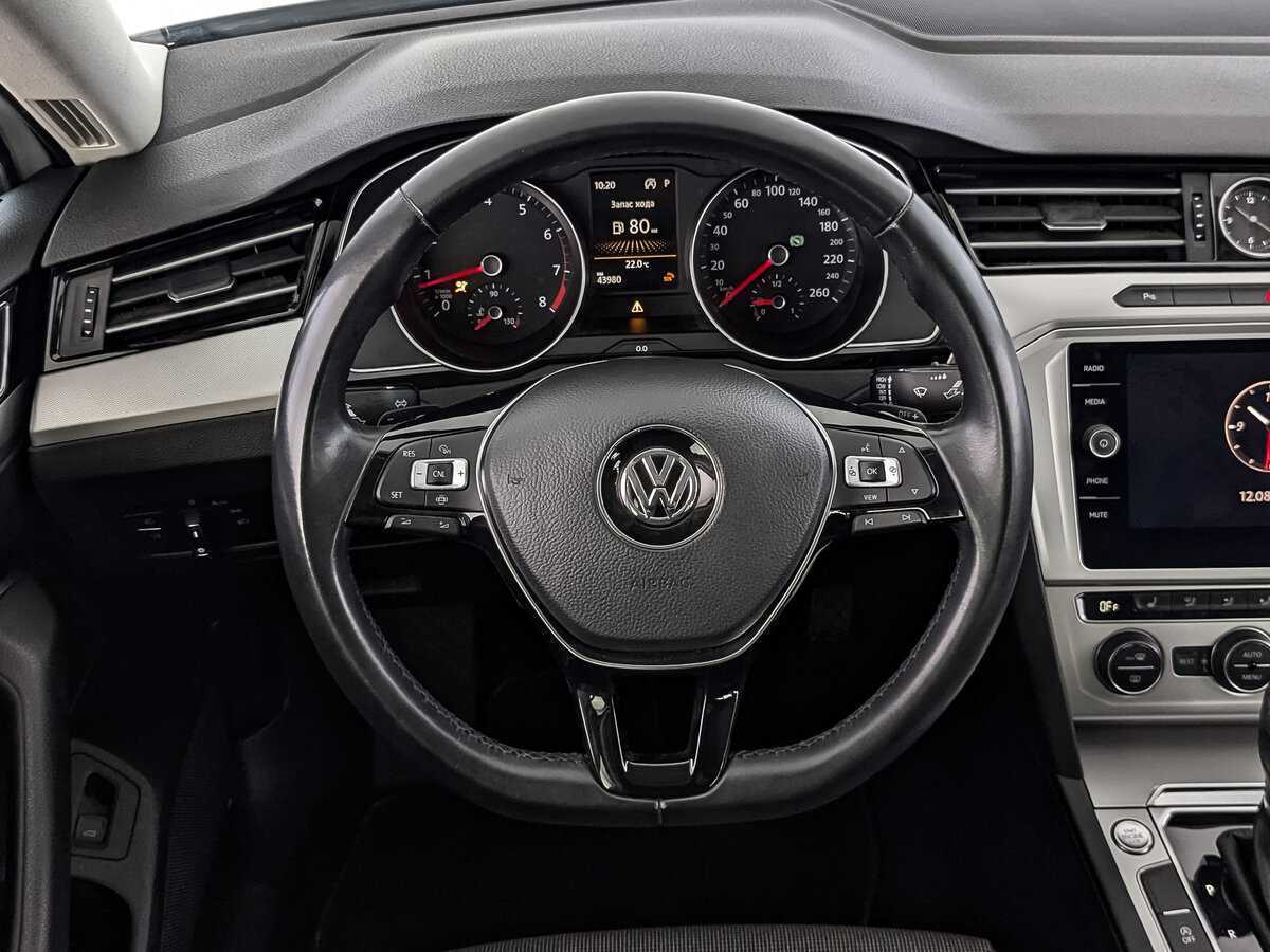 Volkswagen Passat, 2019 Фото №19