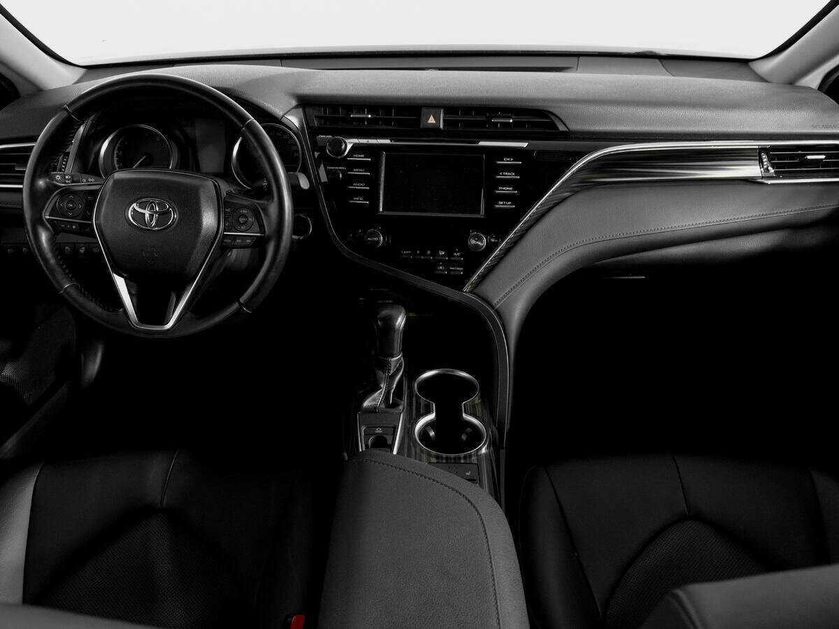 Toyota Camry, 2021 Фото №11
