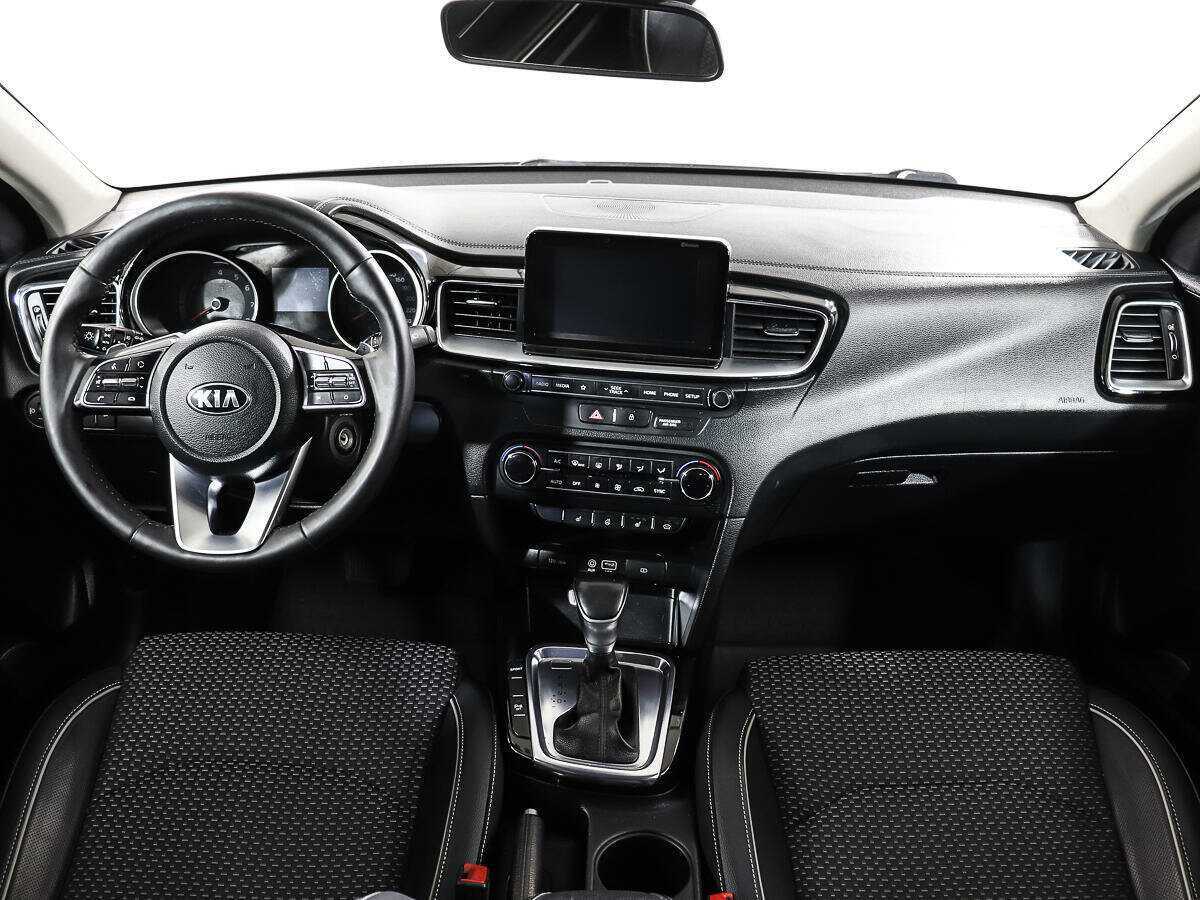 Kia Ceed, 2018 Фото №12