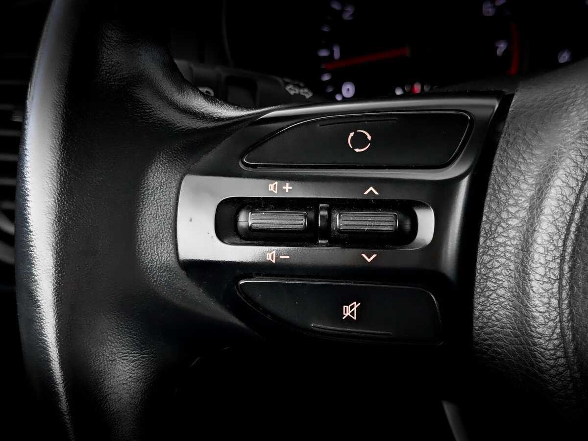 Kia Rio X-Line, 2020 Фото №24