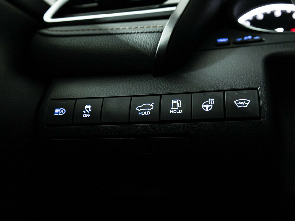 Toyota Camry VIII (XV70), 2020 Фото №19