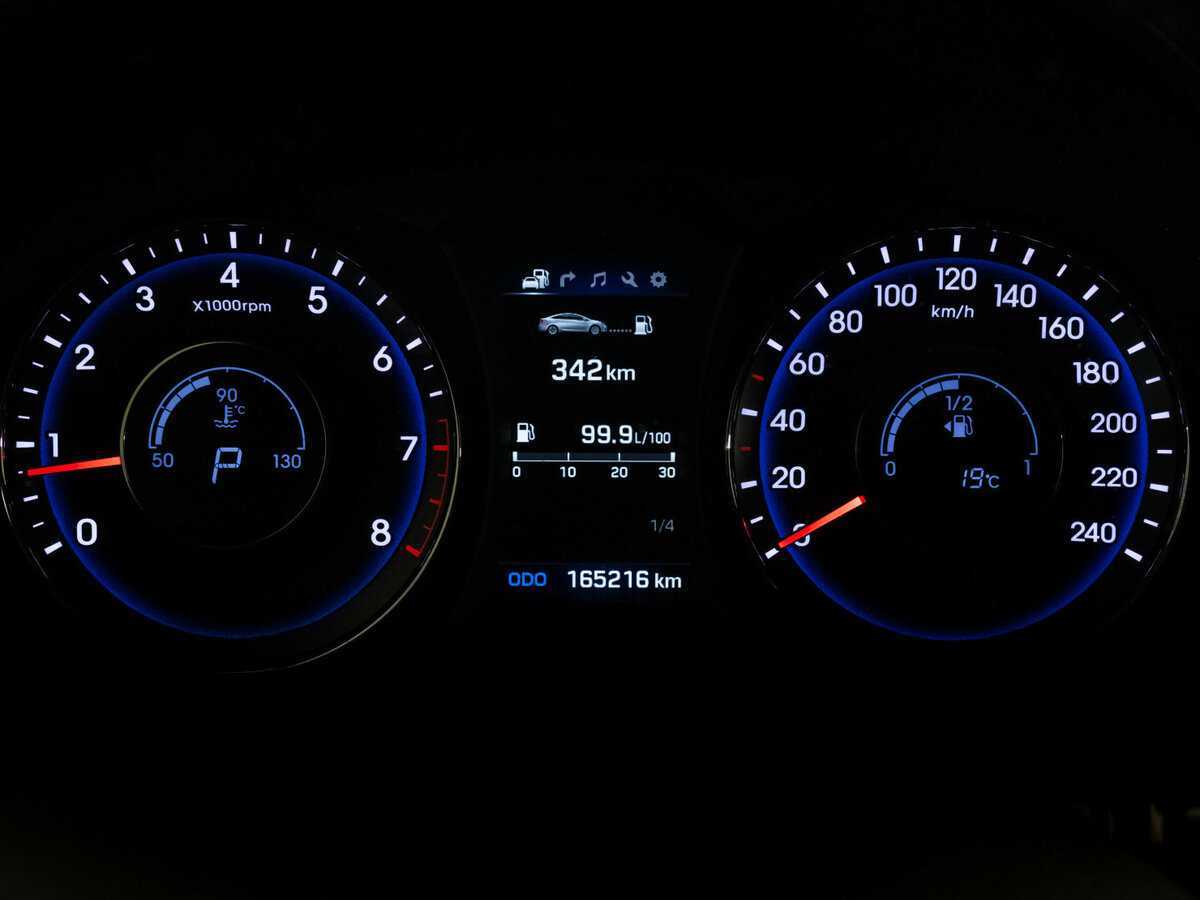 Hyundai i40, 2015 Фото №15