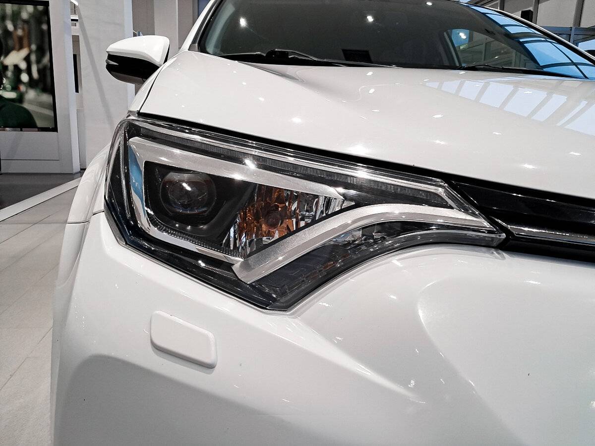 Toyota RAV4, 2016 Фото №17