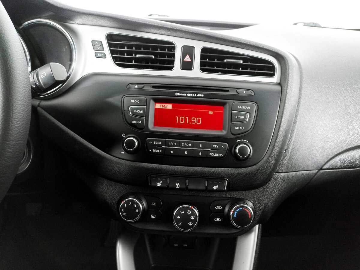 Kia Ceed, 2015 Фото №15