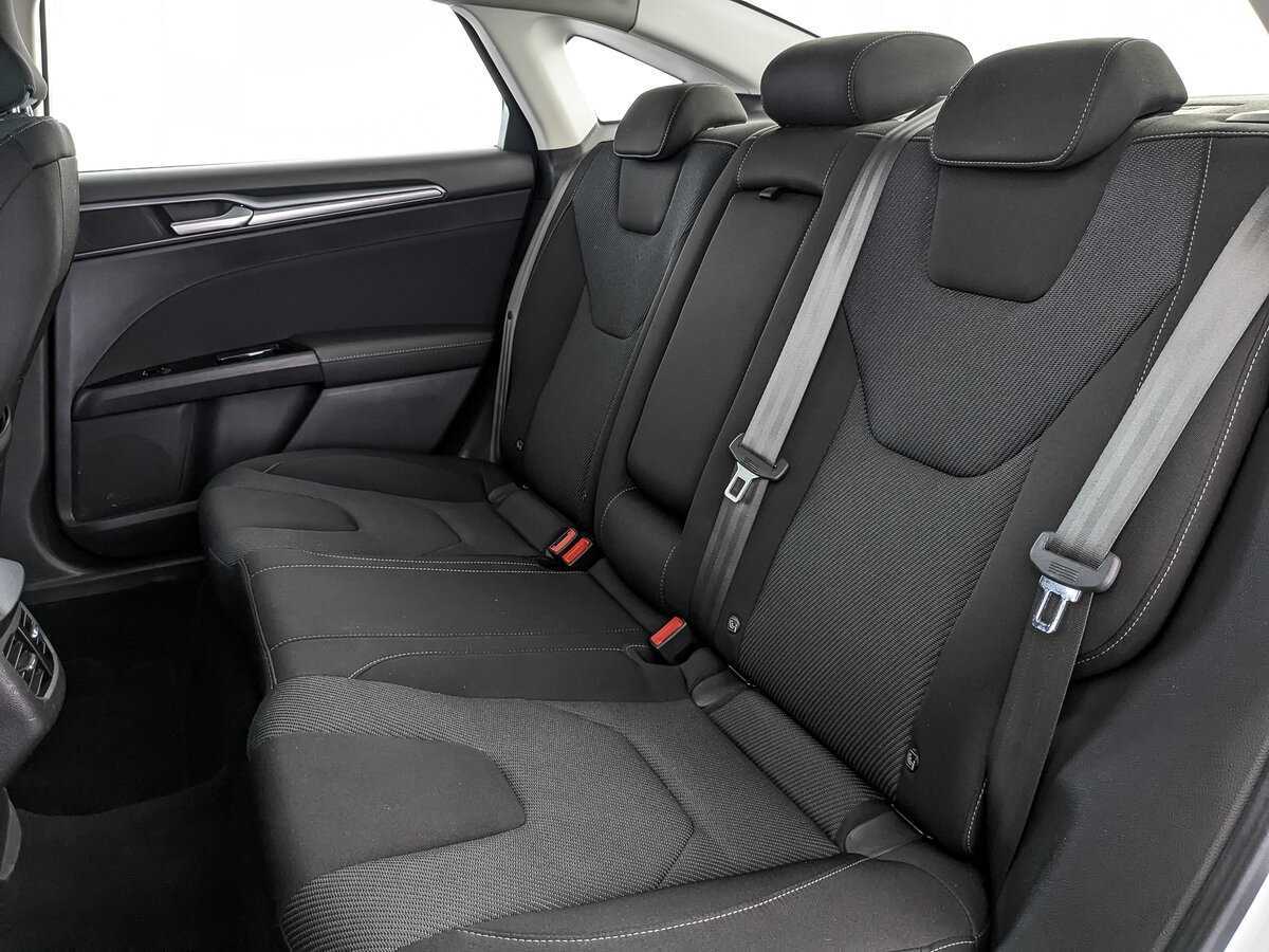 Ford Mondeo, 2016 Фото №13