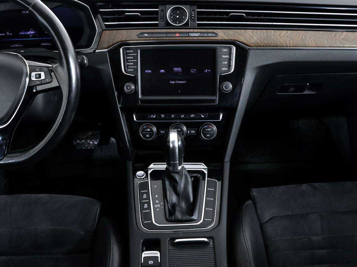 Volkswagen Passat, 2016 Фото №13