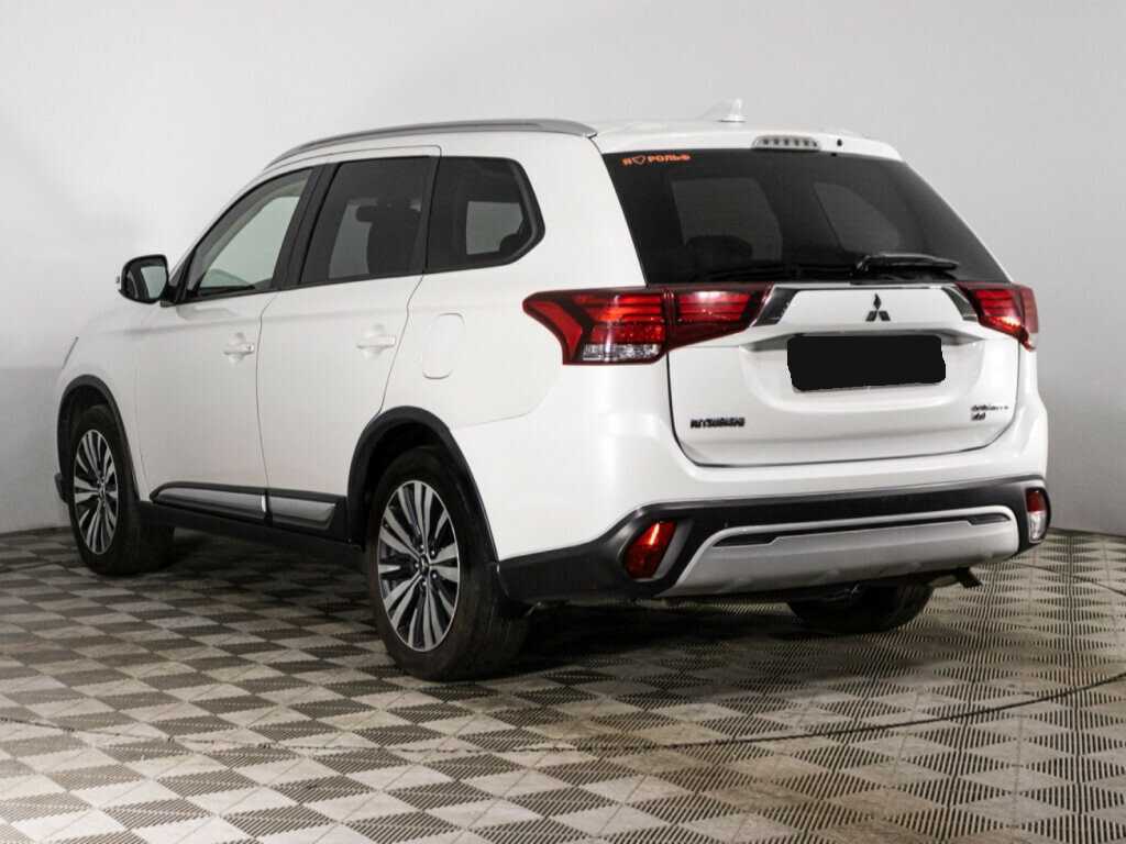 Mitsubishi Outlander, 2020 Фото №7