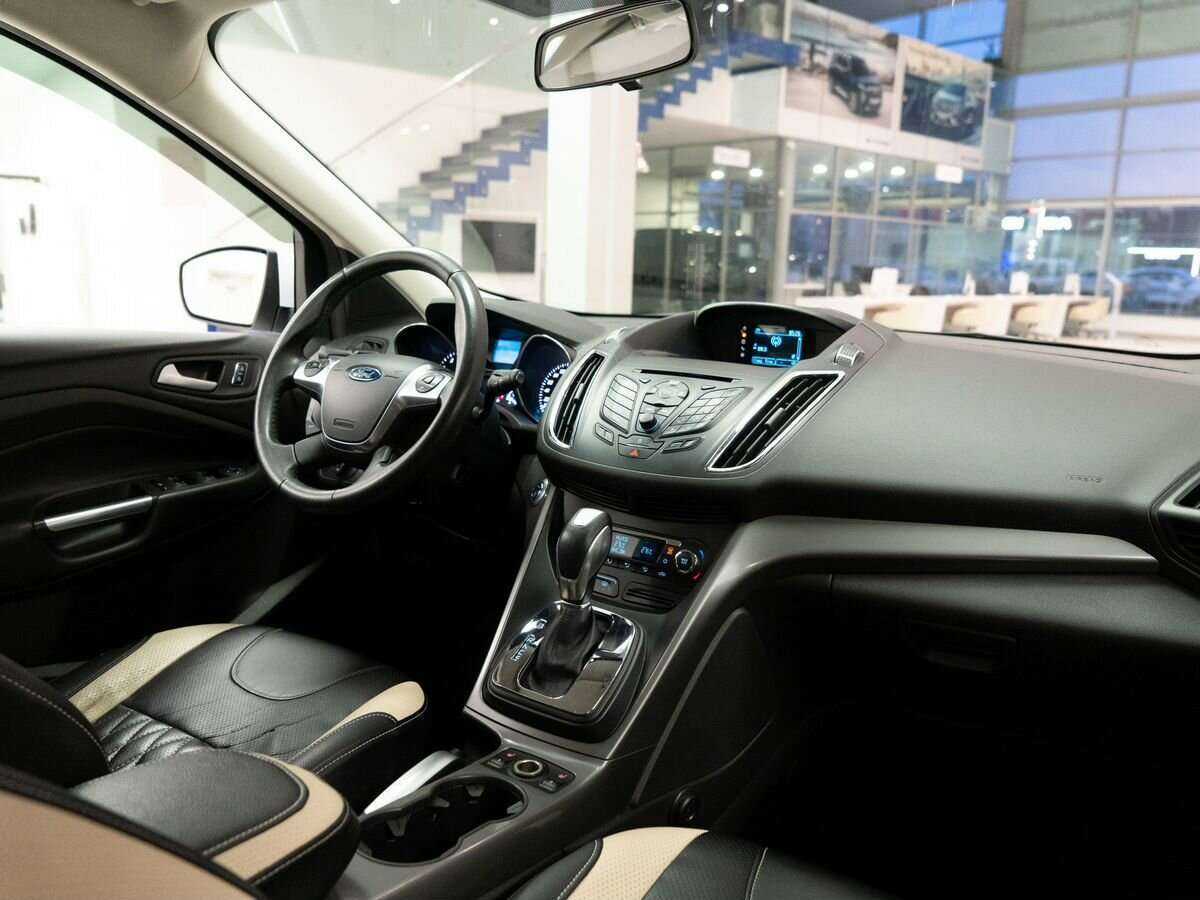 Ford Kuga, 2015 Фото №14