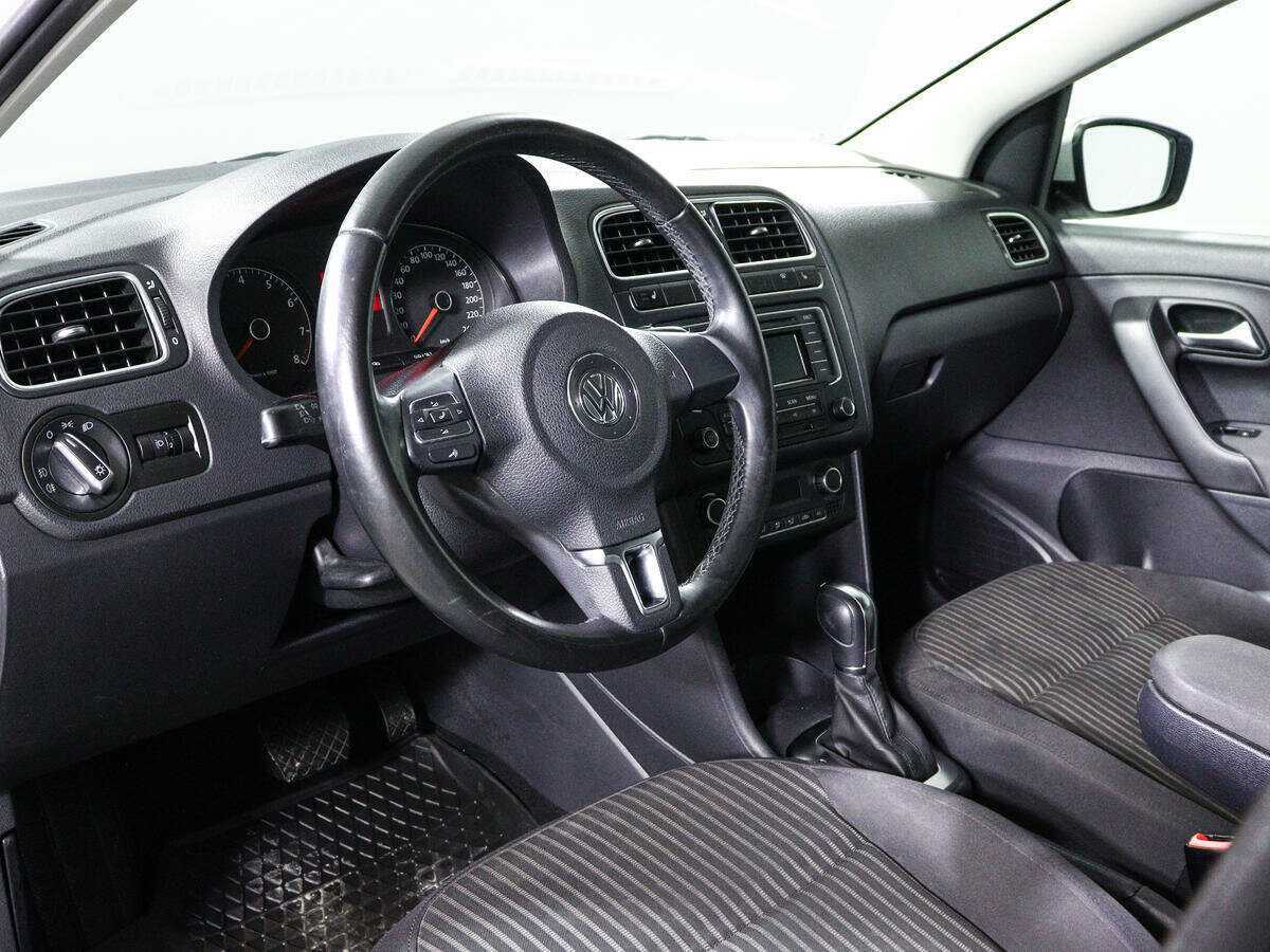 Volkswagen Polo, 2014 Фото №14