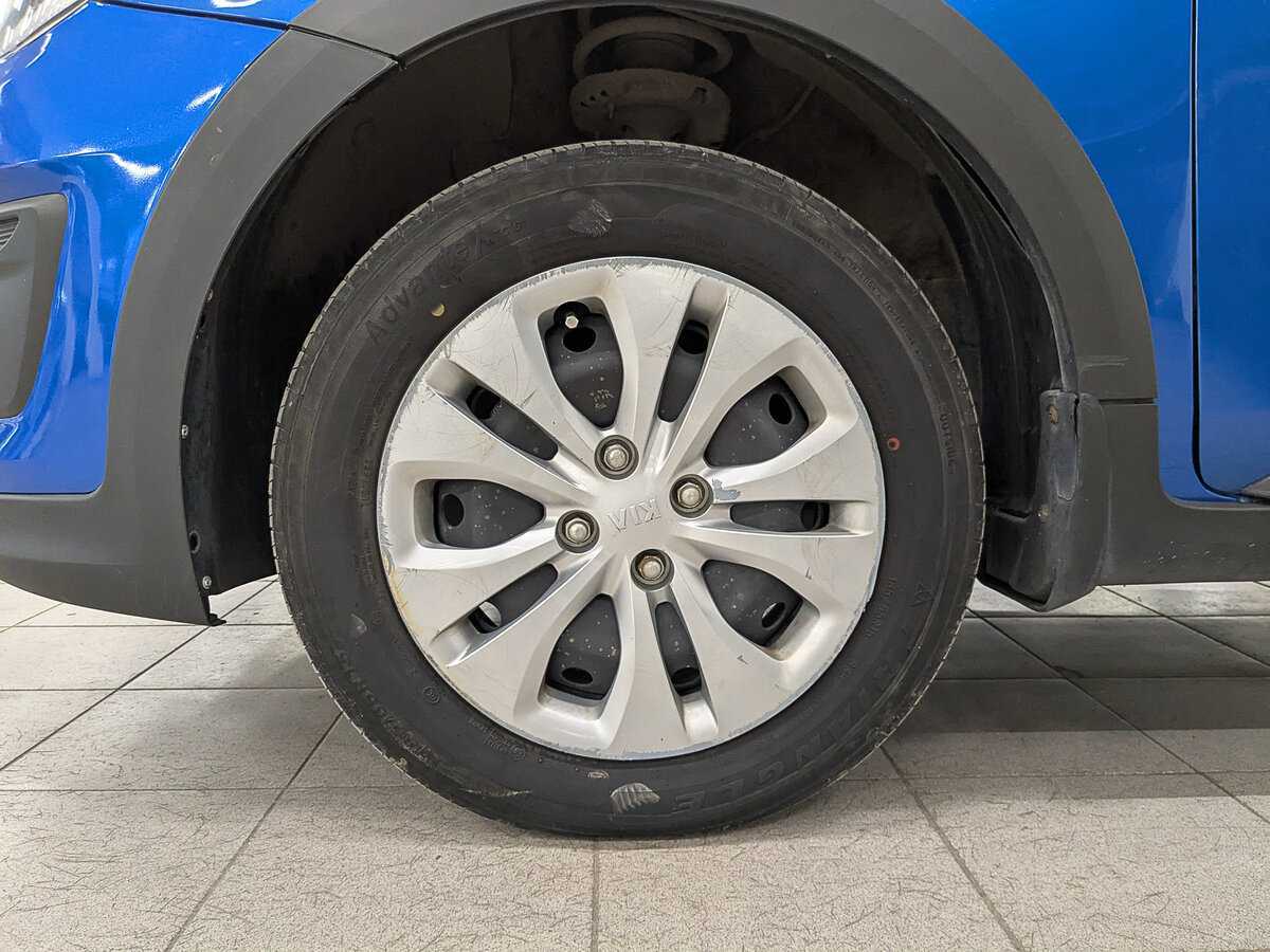 Kia Rio X-Line, 2020 Фото №11