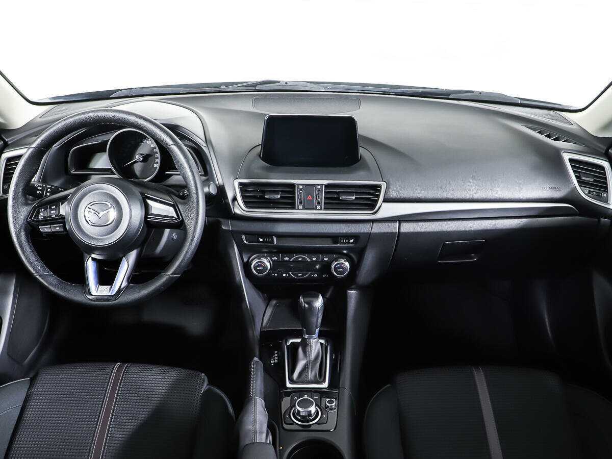 Mazda 3, 2017 Фото №11
