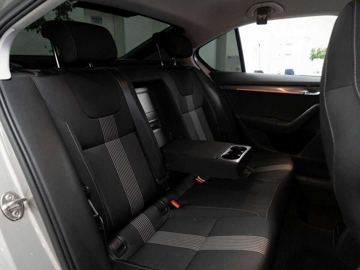 Skoda Octavia, 2018 Фото №8