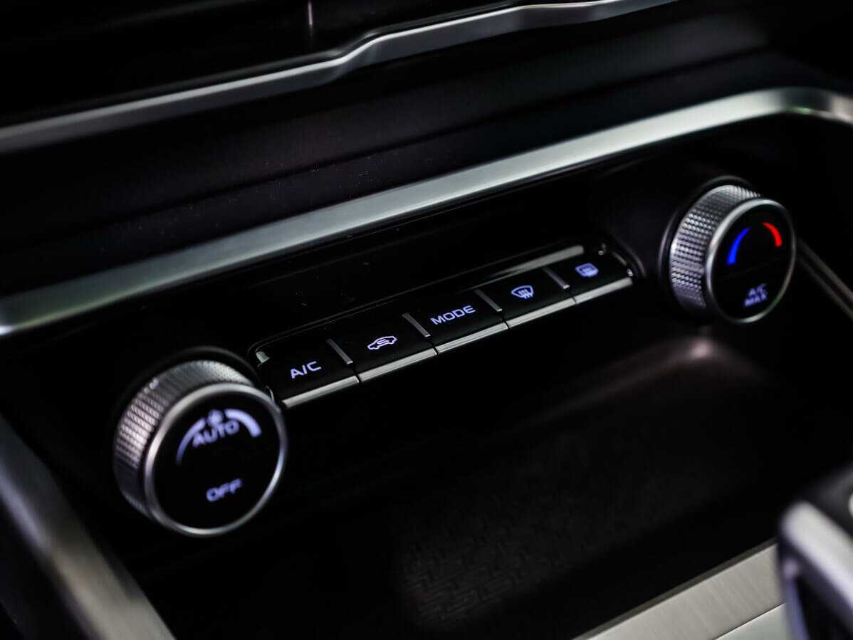 Geely Coolray, 2021 Фото №14