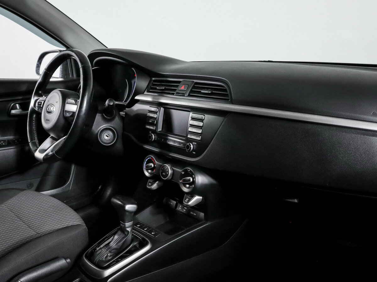Kia Rio IV, 2017 Фото №7