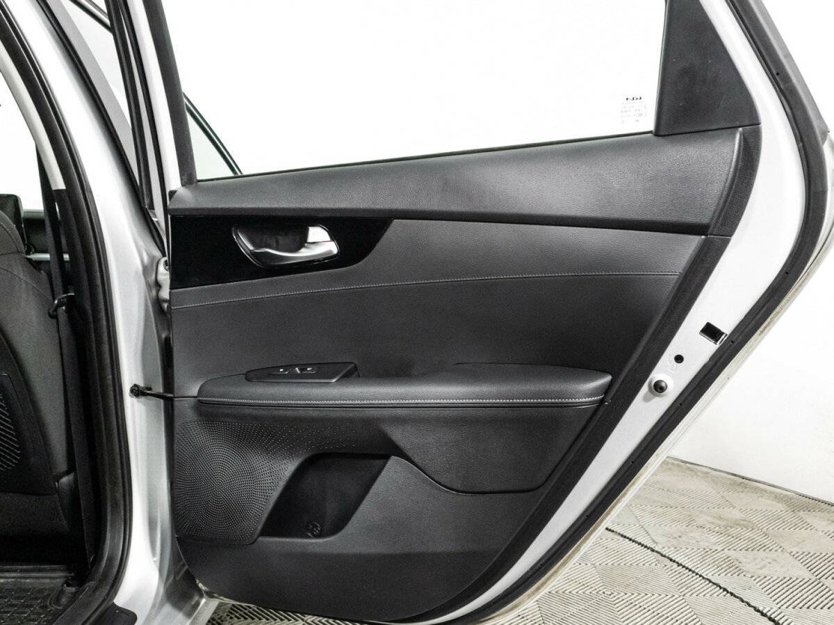 Kia Cerato, 2021 Фото №27