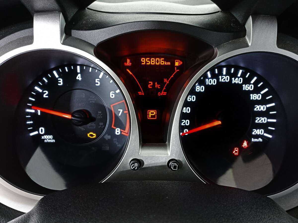 Nissan Juke, 2014 Фото №11