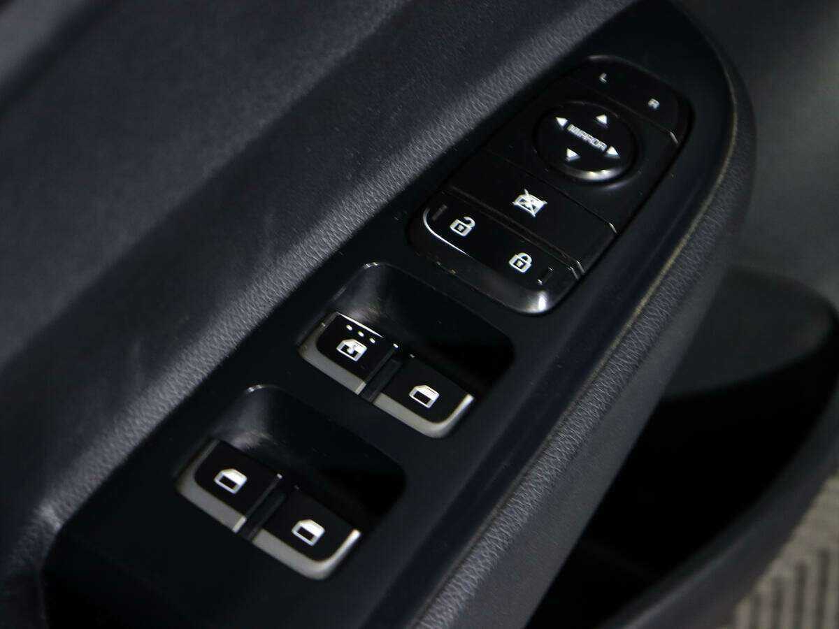 Kia Rio X-Line, 2018 Фото №14