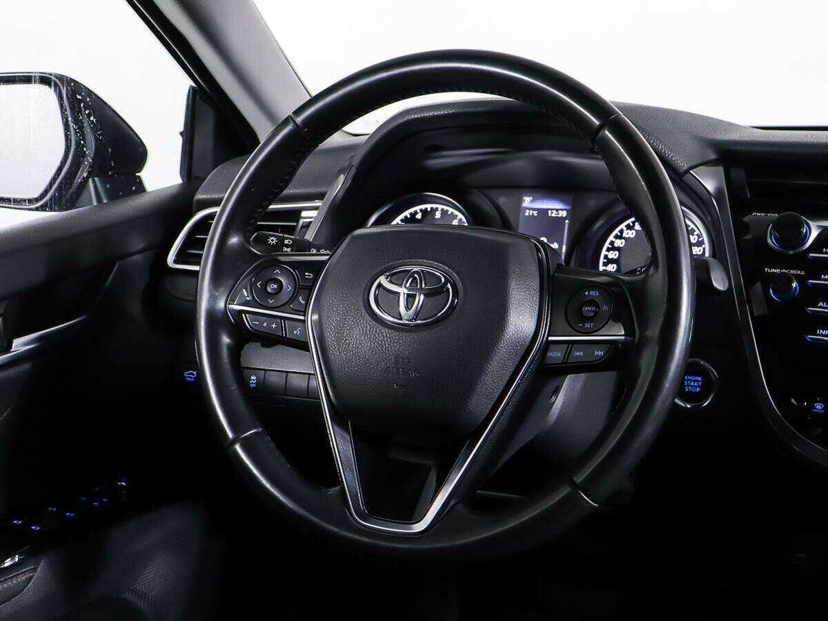 Toyota Camry, 2020 Фото №14