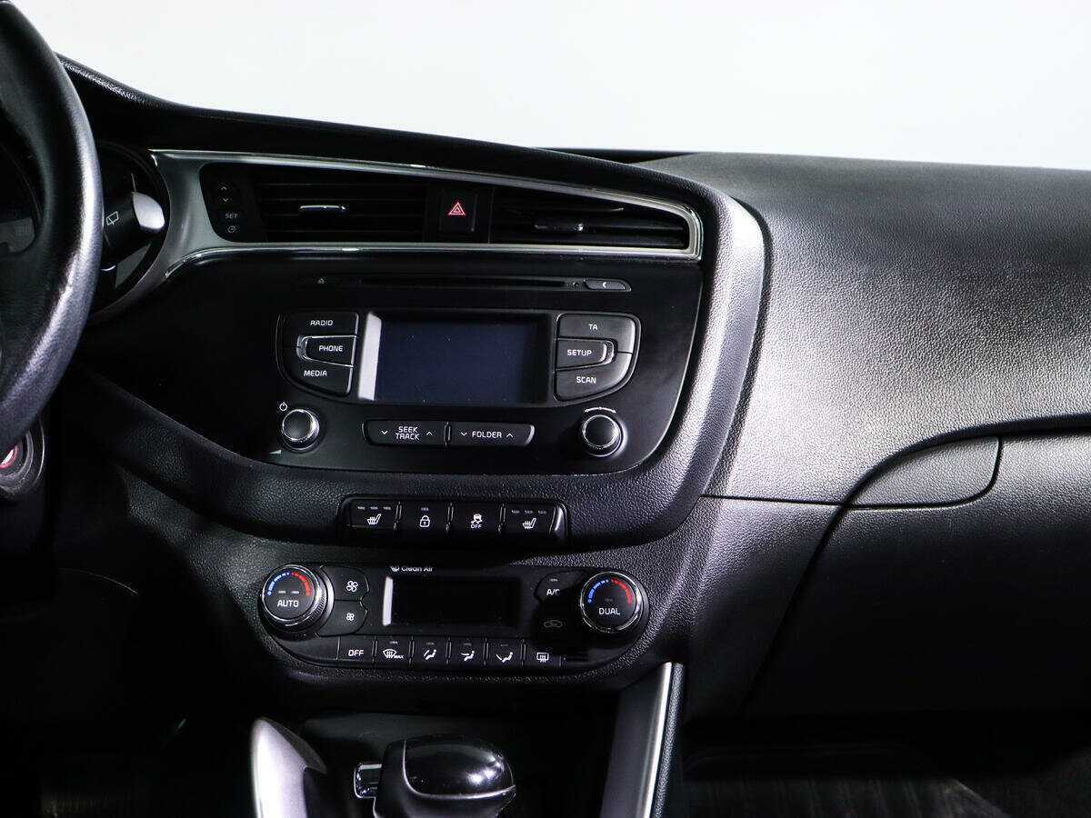 Kia Ceed, 2017 Фото №11