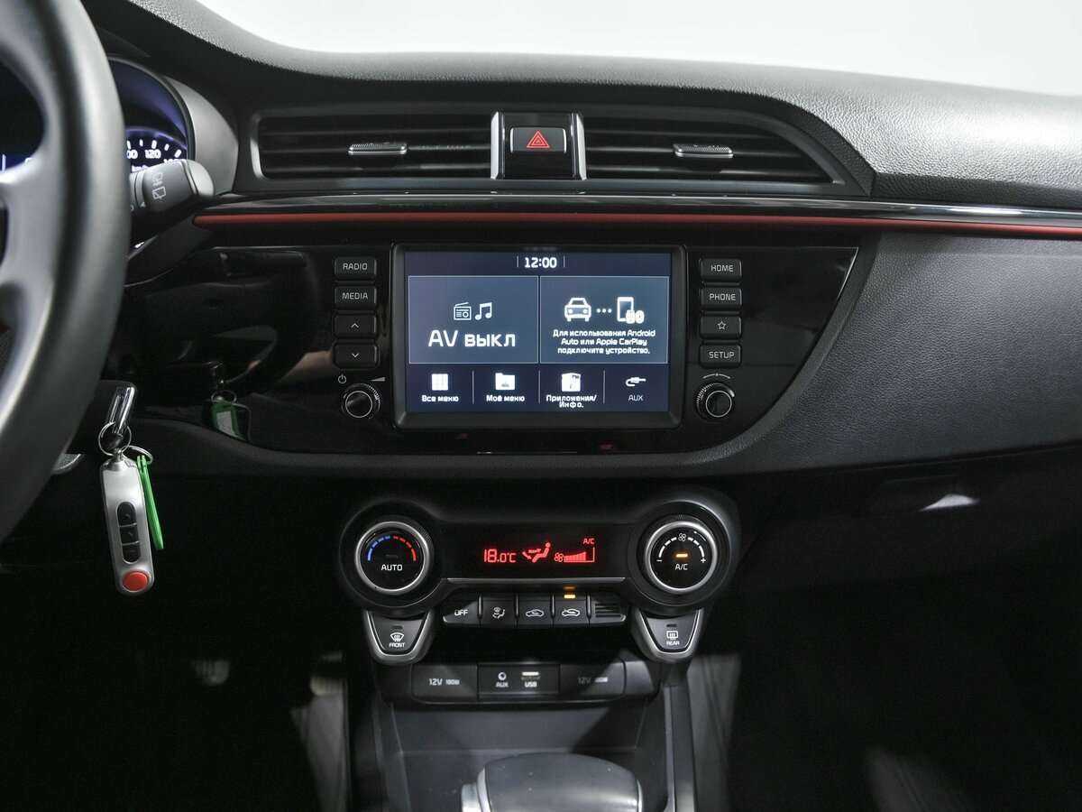 Kia Rio X-Line, 2020 Фото №11