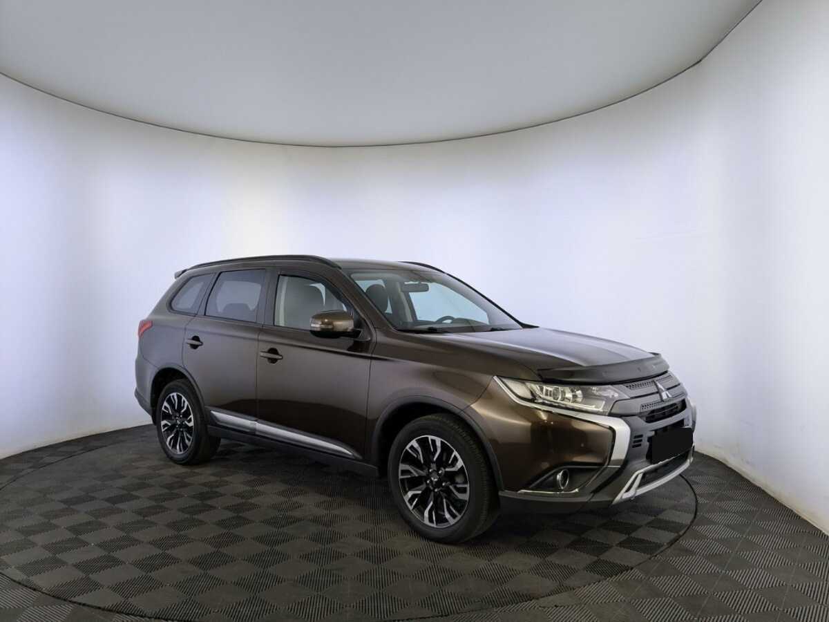 Mitsubishi Outlander, 2022 Фото №3
