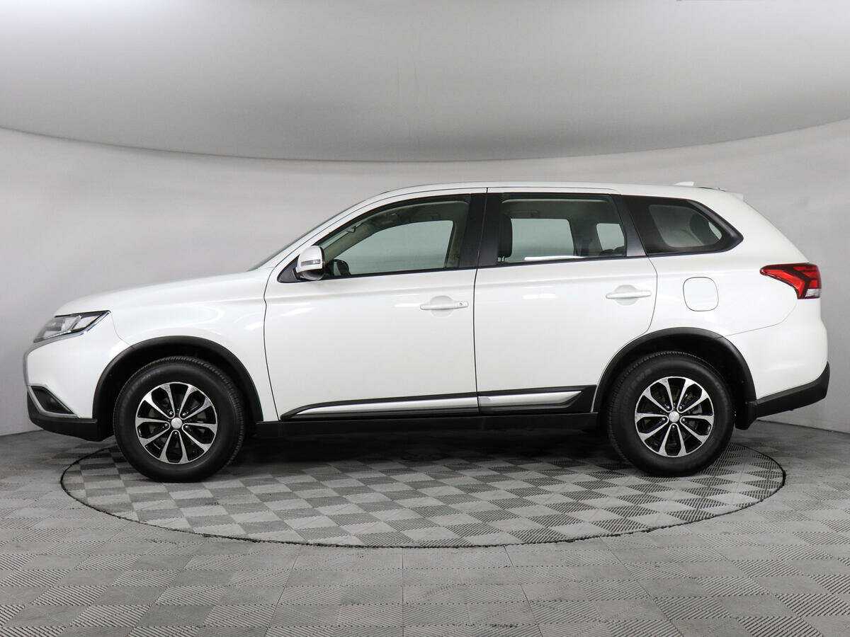 Mitsubishi Outlander, 2020 Фото №8