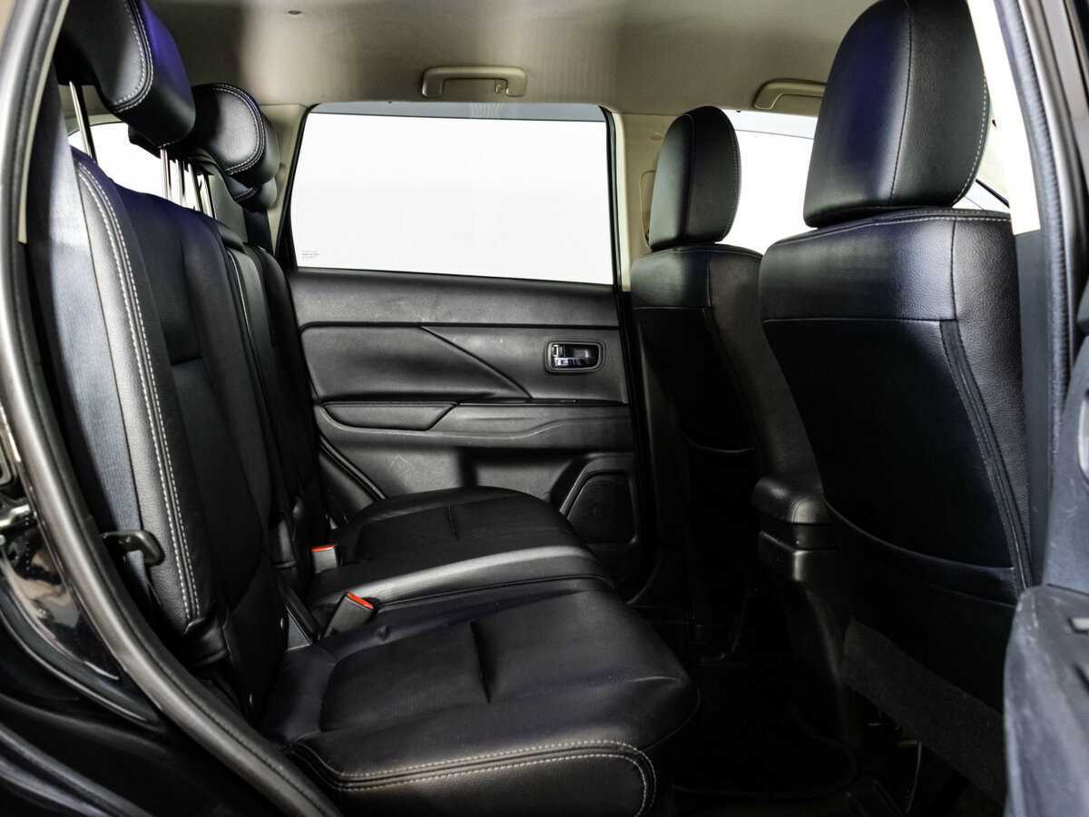 Mitsubishi Outlander, 2018 Фото №15