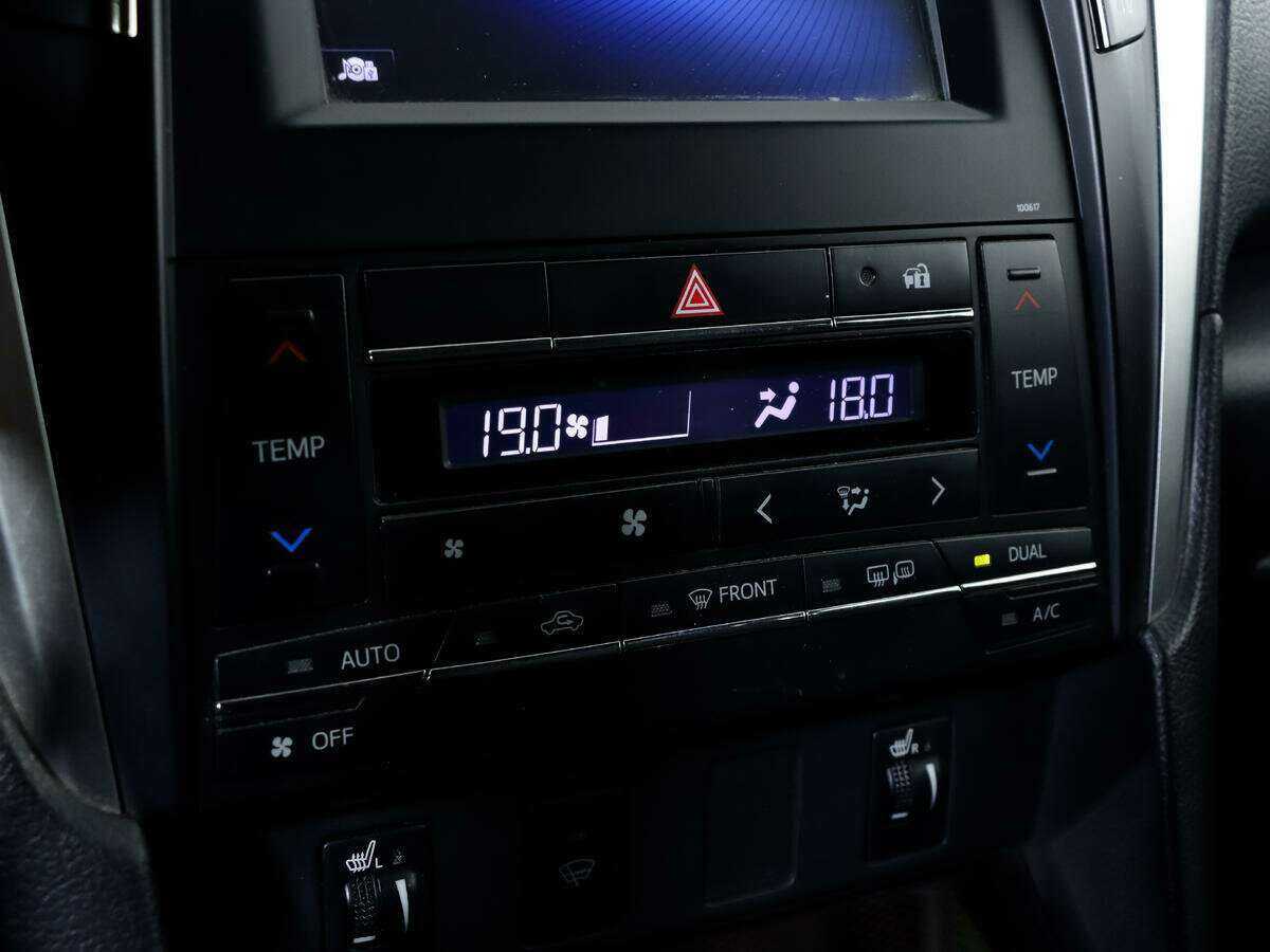 Toyota Camry, 2017 Фото №14