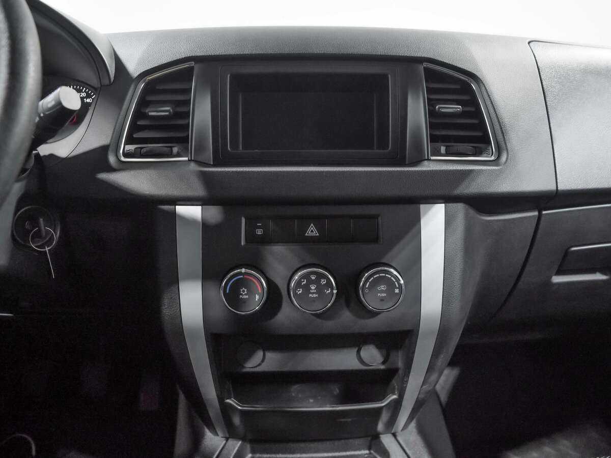 УАЗ Patriot, 2023 Фото №8