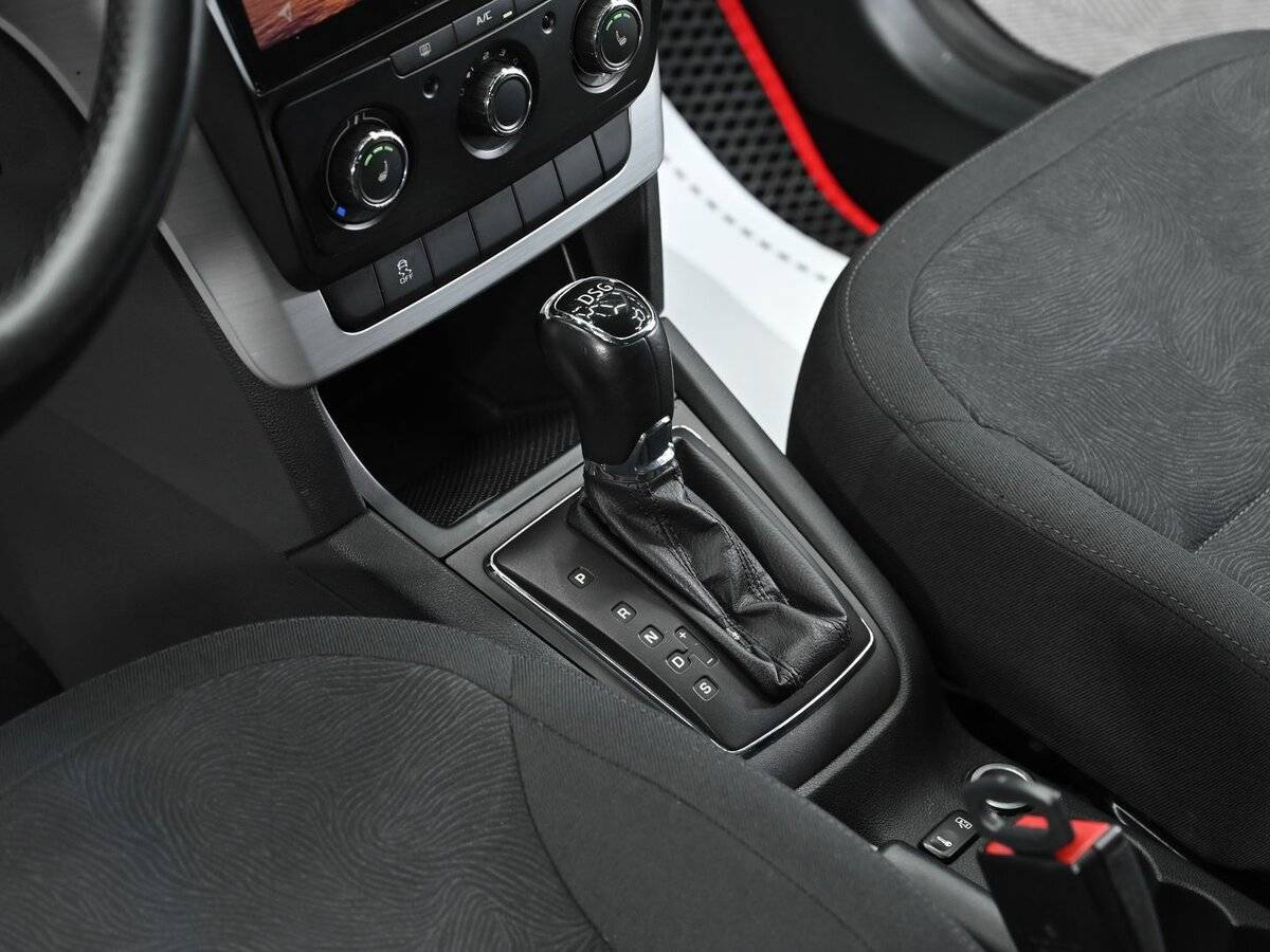 Skoda Yeti, 2014 Фото №11