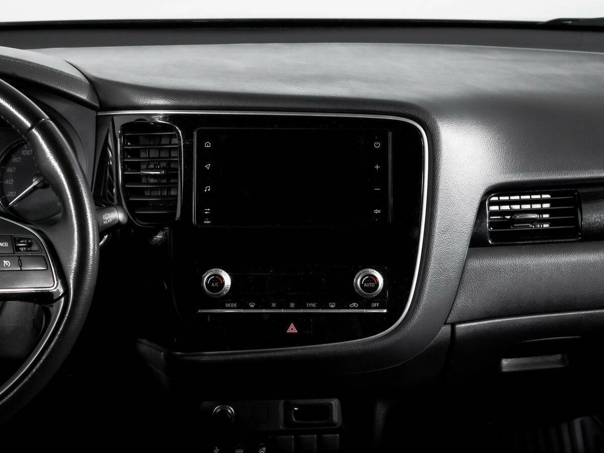 Mitsubishi Outlander, 2021 Фото №13