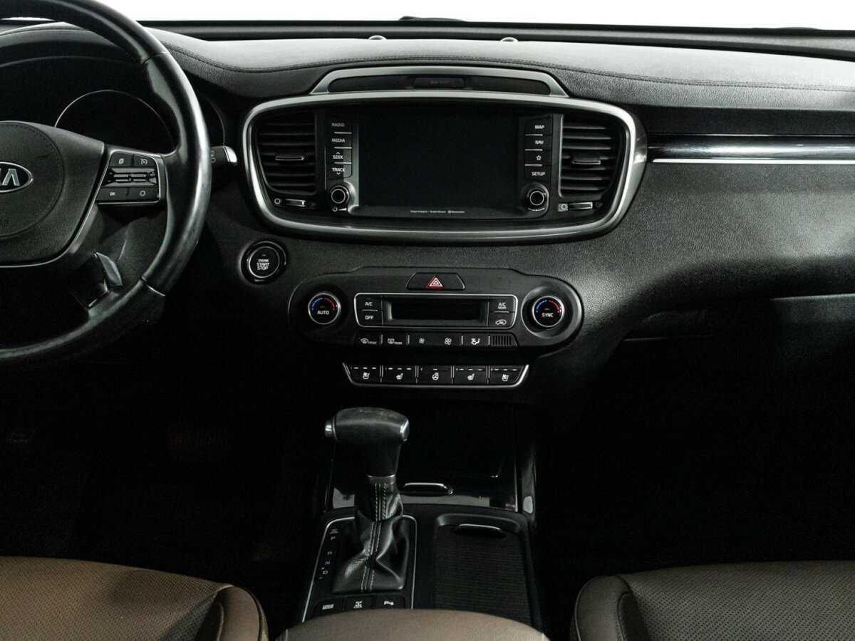 Kia Sorento, 2018 Фото №14